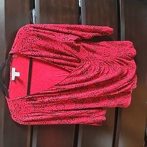 3/$12. 3/4 sleeve red/black Dana Buchman wrap top XL fits like lg